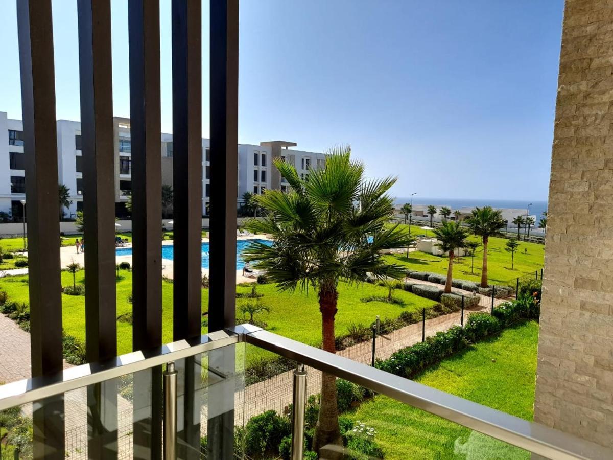 Vus Sur Mer Et Piscine Salé Esterno foto