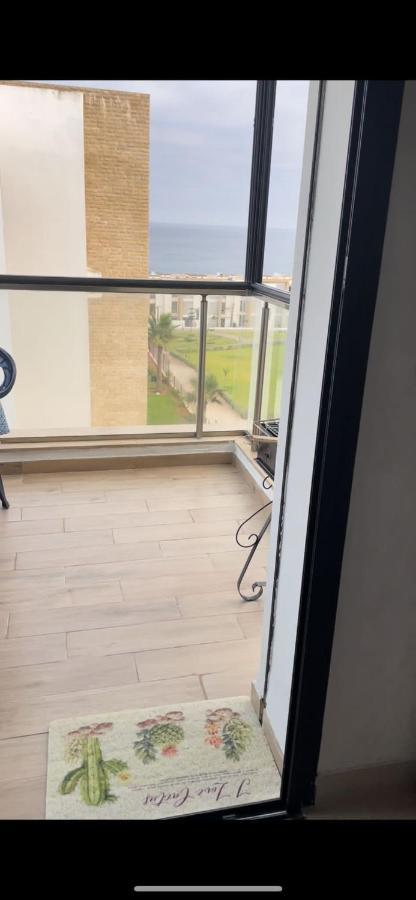 Vus Sur Mer Et Piscine Salé Esterno foto